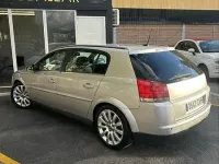 Usado Opel Signum 177 CV (130 kW) 2004 Gris / plata Utilitario
