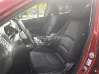 Begagnad Mazda 3 Luxury 150 HK (110 kW) 2015 Röd Sedan