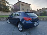 Usado Opel Astra Sportive 110 CV (80 kW) 2011 Azul Berlina