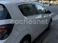 Usado Chevrolet Aveo LT 95 CV (69 kW) 2013 Blanco Berlina
