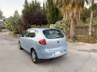 Usado Seat Altea Reference 105 CV (77 kW) 2005 Azul Monovolumen