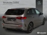 Usado Mercedes B200 150 CV (110 kW) 2022 Gris montaña Utilitario
