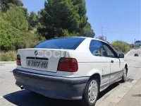 Usado BMW 316 100 CV (73 kW) 1994 Blanco Coupe