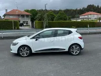 Usado Renault Clio IV Dynamique 90 CV (66 kW) 2014 Blanco Berlina