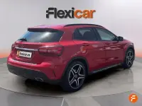 Usado Mercedes GLA180 122 CV (89 kW) 2019 Rojo SUV