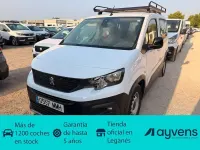 Usado Peugeot Rifter Active 102 CV (75 kW) 2023 Blanco Monovolumen