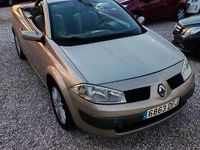 Usado Renault Mégane Cabriolet Privilege 136 CV (100 kW) 2005 Marrón Descapotable