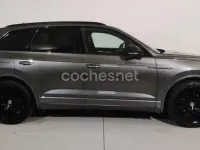 Usado VW Touareg R-line 286 CV (210 kW) 2018 Gris / plata SUV