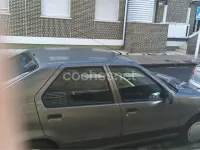 Usado Renault R9 80 CV (58 kW) 1994 Gris / plata Berlina
