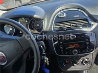 Usado Fiat Punto Pop 69 CV (50 kW) 2011 Blanco Utilitario