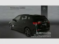 Usado Mercedes B180 116 CV (85 kW) 2022 Negro Utilitario