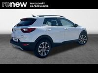 Usado Kia Stonic 100 CV (73 kW) 2019 Blanco SUV