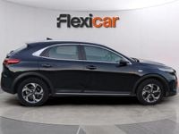 Usado Kia XCeed 120 HP (88 kW) 2023 Preto SUV