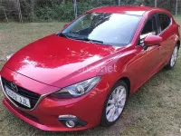 Usado Mazda 3 Style 150 CV (110 kW) 2015 Rojo Berlina