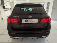 Usado Mercedes GLC300e 306 CV (225 kW) 2021 Negro SUV
