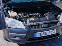 Usado Ford Focus Trend 100 CV (73 kW) 2007 Negro Berlina