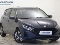 Usado Hyundai i20 101 CV (74 kW) 2025 Azul Utilitario