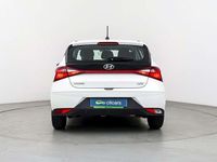 Usado Hyundai i20 84 CV (61 kW) 2021 Blanco Utilitario