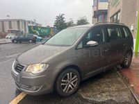 Usado VW Touran Advance 105 CV (77 kW) 2009 Gris / plata Monovolumen