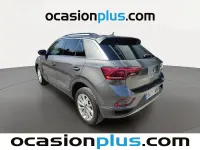 Usado VW T-Roc Life 110 CV (80 kW) 2024 Gris SUV