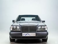 Usado Mercedes E320 220 CV (161 kW) 1995 Gris Berlina