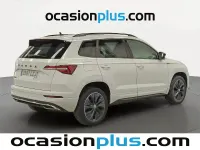 Usado Skoda Karoq SportLine 150 CV (110 kW) 2022 Blanco SUV
