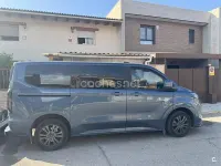 Usado Ford Tourneo Titanium X 150 CV (110 kW) 2024 Azul Monovolumen