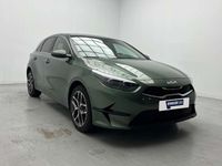 Usado Kia Ceed 101 CV (74 kW) 2023 Verde Utilitario