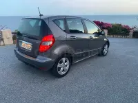 Käytetty Mercedes A180 Avantgarde 109 HP (80 kW) 2010 Musta Tila-auto