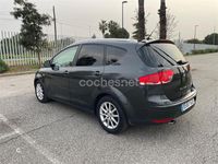 Usado Seat Altea XL Style 105 CV (77 kW) 2010 Gris / plata Monovolumen