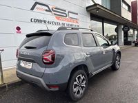Usado Dacia Duster Journey 115 CV (84 kW) 2023 Gris / plata SUV