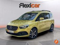 Usado Mercedes T180 116 CV (85 kW) 2024 Amarillo Monovolumen