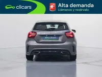 Usado Mercedes A180 122 CV (89 kW) 2017 Gris Utilitario