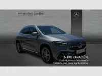 Usado Mercedes GLA200 150 CV (110 kW) 2025 Gris / plata SUV