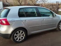 Usado VW Golf IV 110 CV (80 kW) 2004 Gris / plata Berlina