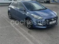 Usado Hyundai i30 100 CV (73 kW) 2016 Azul Berlina