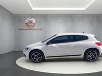 Usado VW Scirocco 122 CV (89 kW) 2012 Blanco Coupe