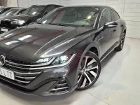 Usado VW Arteon R-line 218 CV (160 kW) 2022 Negro Berlina