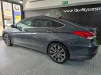 Usado Hyundai i40 Style 141 CV (103 kW) 2016 Gris / plata Berlina