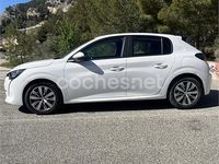 Usado Peugeot 208 Active 100 CV (73 kW) 2021 Blanco Utilitario