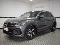 Usado VW T-Roc R-line 150 CV (110 kW) 2022 Gris / plata SUV