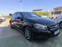 Usado Mercedes A180 Style 122 CV (89 kW) 2015 Negro Utilitario