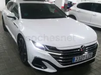 Usado VW Arteon R-line 200 CV (147 kW) 2022 Blanco Familiar