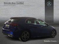 Usado Mercedes A180 AMG line 116 CV (85 kW) 2024 Azul espectra Utilitario