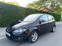Usado Seat Altea Reference 105 CV (77 kW) 2013 Negro Monovolumen