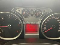 Usado Ford Focus Trend 115 CV (84 kW) 2012 Negro Familiar