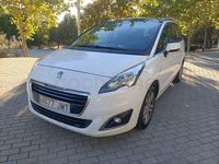 Usado Peugeot 5008 Allure 120 CV (88 kW) 2016 Blanco Monovolumen