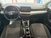 Usado Seat Arona Reference 95 CV (69 kW) 2022 Blanco SUV