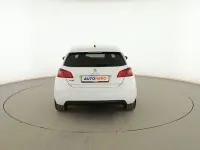 Usado Peugeot 308 Allure 110 CV (80 kW) 2019 Blanco Berlina
