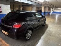 Usado Opel Astra GTC Sport 150 CV (110 kW) 2008 Negro Berlina